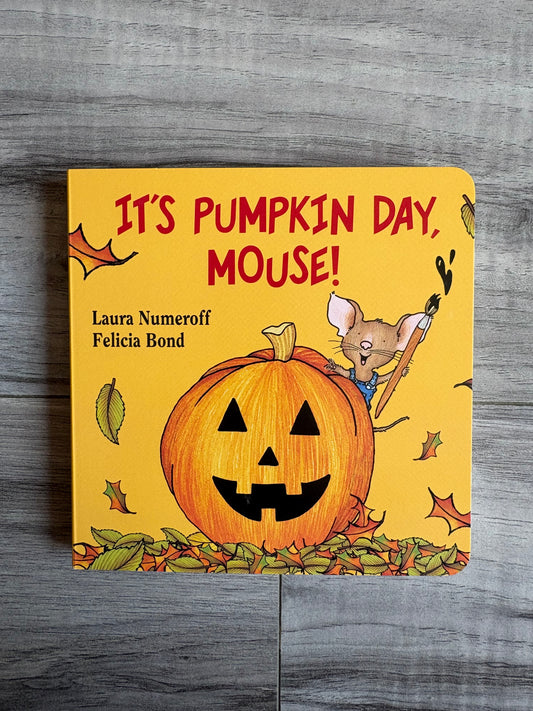 It’s Pumpkin Day, Mouse